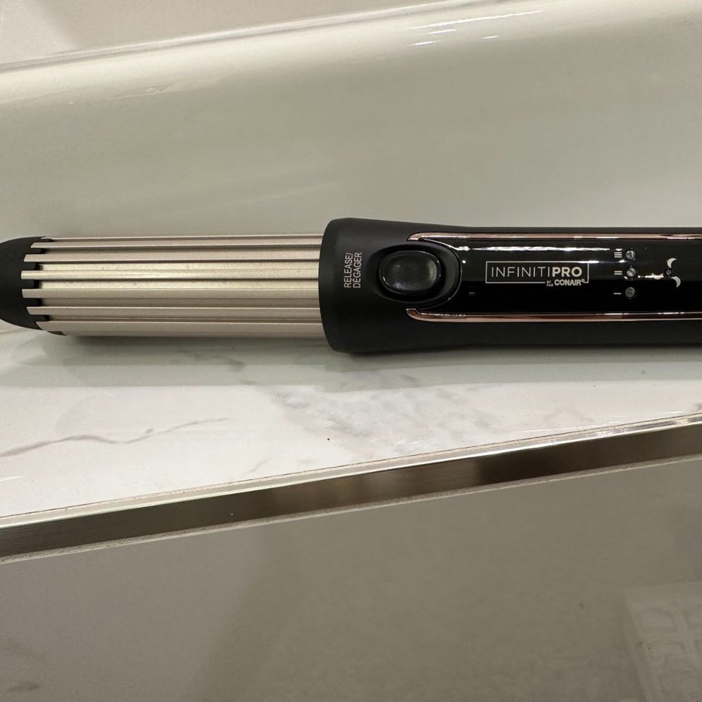 Infiniti Pro Hair straightening